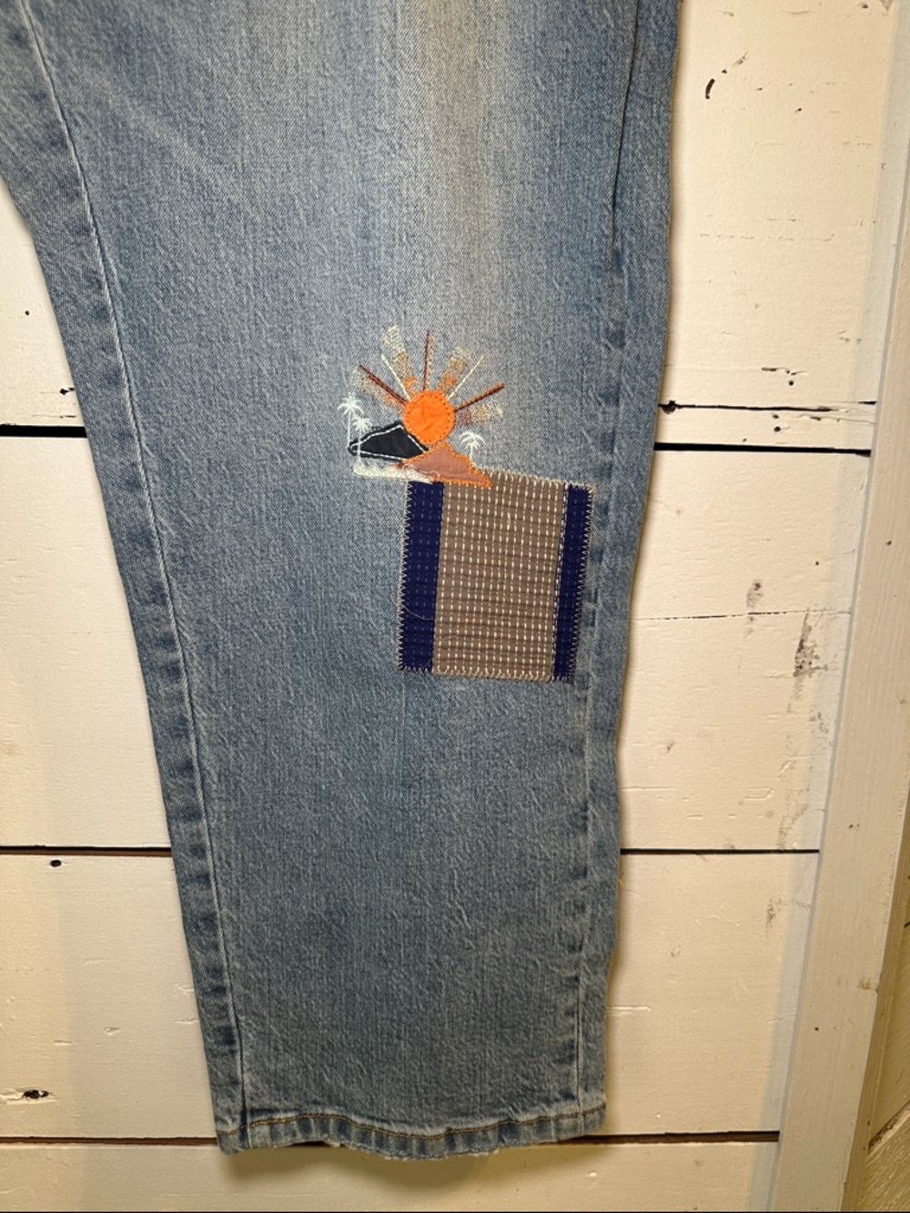 Anthropologie Pilcro The Slim Boyfriend Embroidered Patchwork Jeans - Picture 5 of 15